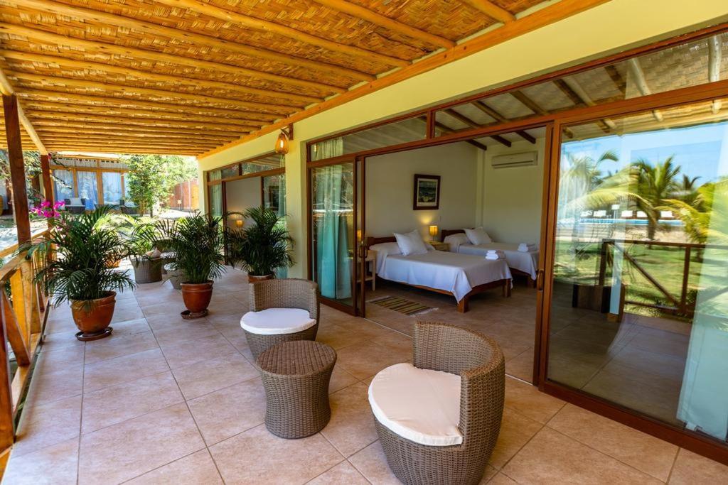 Hotel Punta Camaron Bungalows & Suites Zorritos Luaran gambar